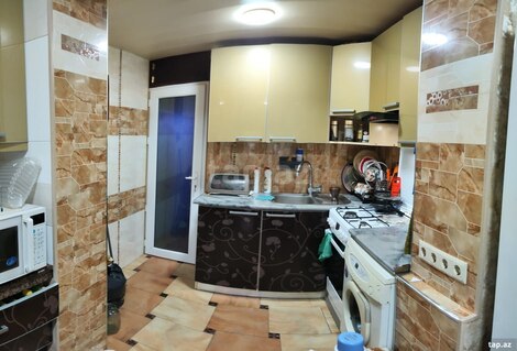 4-otaqlı mənzil kirayə verilir, Nərimanov r., 75 m²