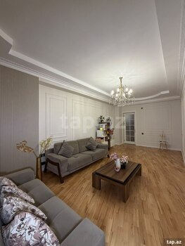 2-otaqlı yeni tikili, A.A Mirqasımov küç., 100 m²