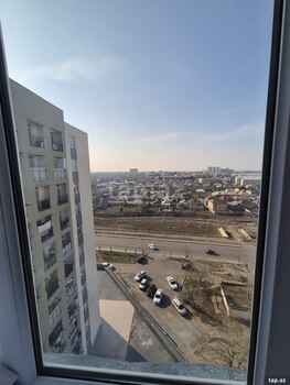 3-otaqlı yeni tikili, Gəncə ş., 77 m²