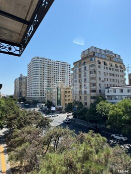 2-otaqlı mənzil, Əbdürrəhim Bəy Haqverdiyev küç., 50 m²