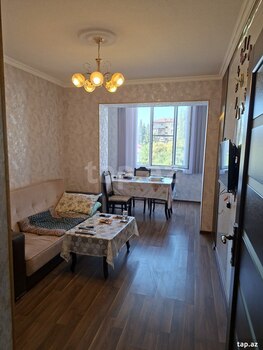 2-otaqlı mənzil, Şəki ş., 55 m²
