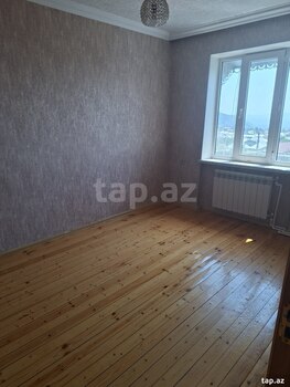 3-otaqlı mənzil kirayə verilir, Şəki ş., 72 m²
