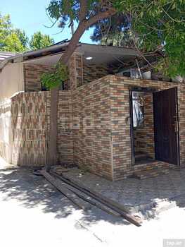 Həyət evi, C. Cabbarlı küç. 32