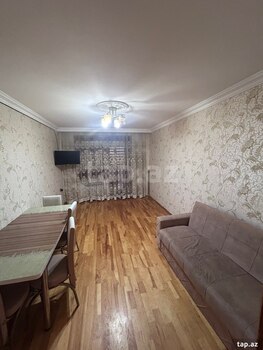 2-otaqlı mənzil kirayə verilir, Gəncə ş., 45 m²