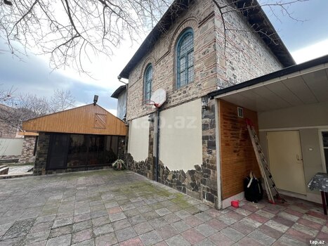 Həyət evi, Şəki ş.
