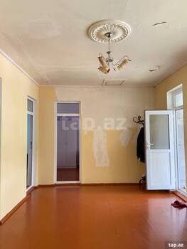 Həyət evi, XOŞBULAQ kəndi, Mikayıl Müşfiq küçəsi, giriş 21