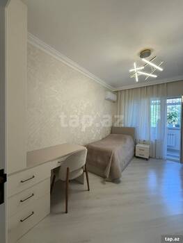 4-otaqlı mənzil, Cəmşid Naxçıvanskı küç., 110 m²