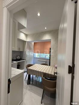 4-otaqlı mənzil, Cəmşid Naxçıvanskı küç., 110 m²