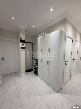 4-otaqlı mənzil, Cəmşid Naxçıvanskı küç., 110 m²