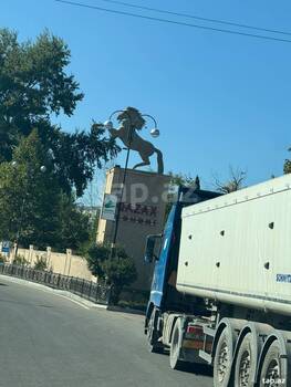 2-otaqlı mənzil kirayə verilir, Qazax ş., 80 m²