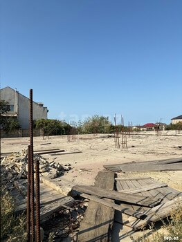 14 sot torpaq sahəsi, Saray qəs.