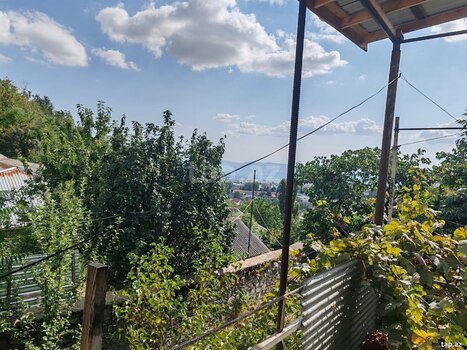Həyət evi kirayə verilir, Şəki ş.