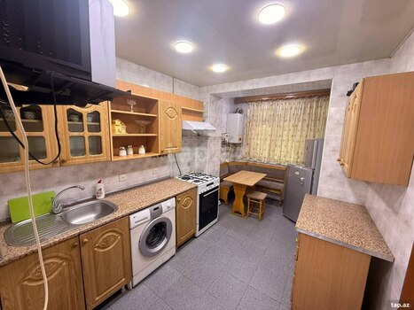 3-otaqlı mənzil kirayə verilir, N.Nərimanov m., 80 m²