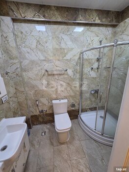 2-otaqlı yeni tikili kirayə verilir, Gəncə ş., 75 m²