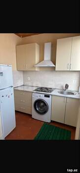 2-otaqlı mənzil kirayə verilir, Babək pr., 60 m²
