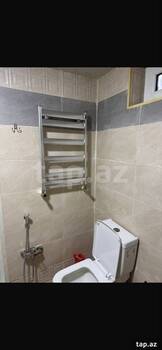 2-otaqlı mənzil kirayə verilir, Babək pr., 60 m²