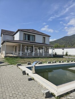 Villa, Qəbələ r.