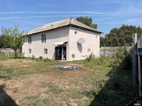 Həyət evi, Oğuz r.