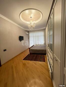 4-otaqlı yeni tikili, Xətai pr., 167 m²