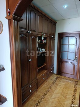 3-otaqlı mənzil, 28 May m., 82 m²