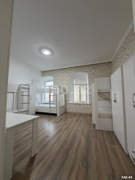 6-otaqlı yeni tikili kirayə verilir, Gəncə ş., 150 m²