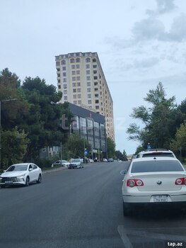 4-otaqlı yeni tikili, Nəsrəddin Tusi küç., 105 m²