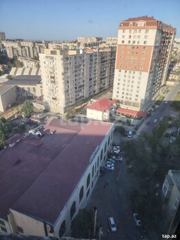 4-otaqlı yeni tikili, Nəsrəddin Tusi küç., 105 m²