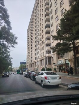 4-otaqlı yeni tikili, Nəsrəddin Tusi küç., 105 m²