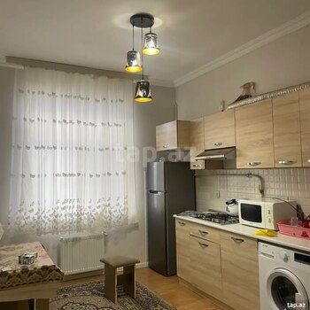 4-otaqlı yeni tikili kirayə verilir, Gəncə ş., 127 m²