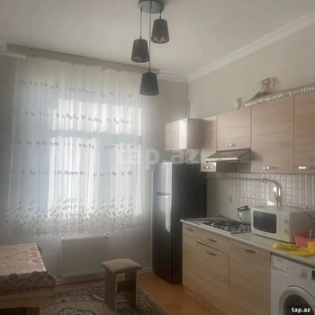 4-otaqlı yeni tikili kirayə verilir, Gəncə ş., 127 m²