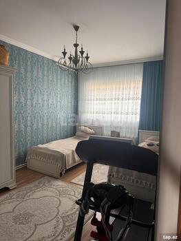 4-otaqlı mənzil, M.Xiyabani küç.26, 110 m²