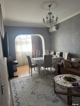 4-otaqlı mənzil, M.Xiyabani küç.26, 110 m²