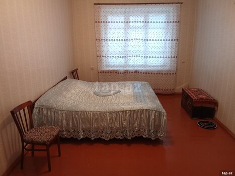 4-otaqlı mənzil, Gəncə ş., 100 m²