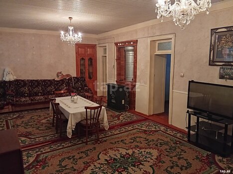 4-otaqlı mənzil, Gəncə ş., 100 m²