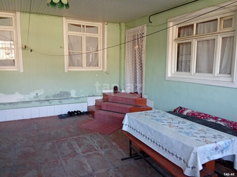 4-otaqlı mənzil, Gəncə ş., 100 m²