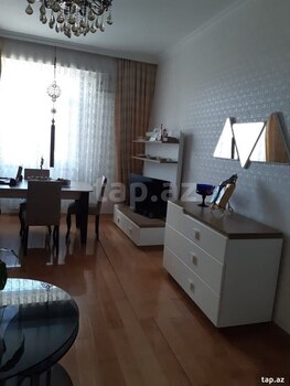 3-otaqlı yeni tikili kirayə verilir, 6-cı mkr., 100 m²