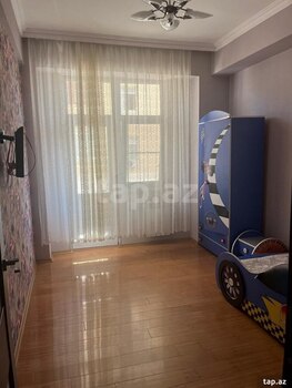 3-otaqlı yeni tikili kirayə verilir, 6-cı mkr., 100 m²
