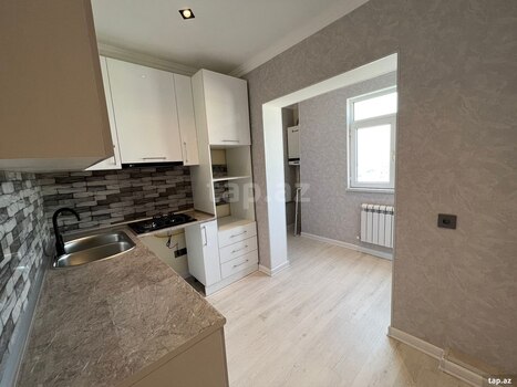 3-otaqlı mənzil kirayə verilir, 8 Noyabr pr., 90 m²