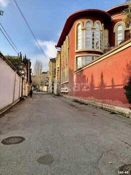 3-otaqlı mənzil, 8 Noyabr pr., 70 m²