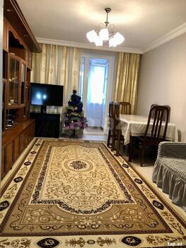 3-otaqlı mənzil, 8 Noyabr pr., 70 m²