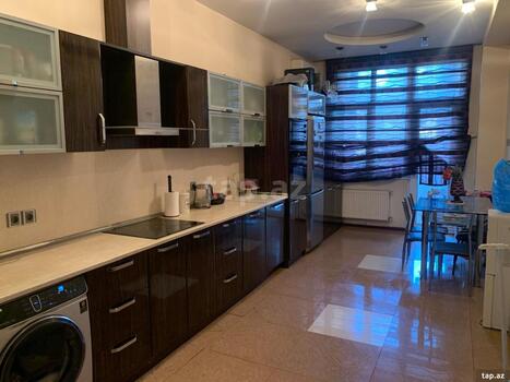 3-otaqlı yeni tikili, Nəsimi r., 160 m²