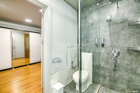 4-otaqlı mənzil kirayə verilir, 28 May küç., 140 m²