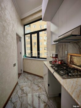 2-otaqlı yeni tikili, M.Hüseynzadə küç., 47 m²