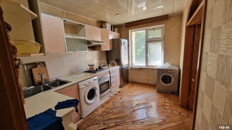 3-otaqlı mənzil, İnşaatçılar pr., 70 m²