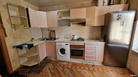 3-otaqlı mənzil, İnşaatçılar pr., 70 m²