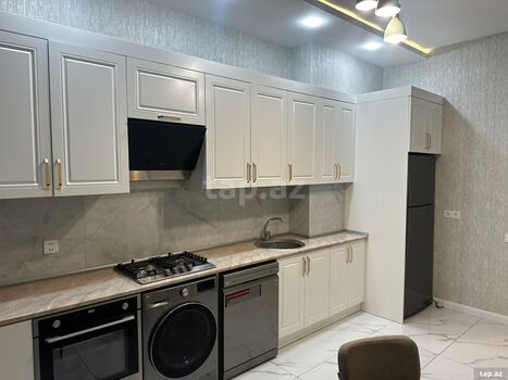 2-otaqlı yeni tikili kirayə verilir, Sənan Kərimov küç., 75 m²