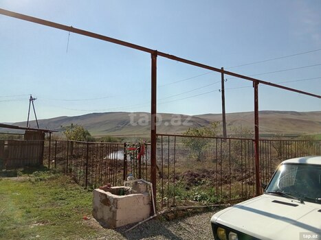 Bağ evi, Qobustan r.