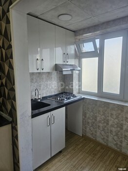4-otaqlı mənzil, Cavanşir küç., 90 m²