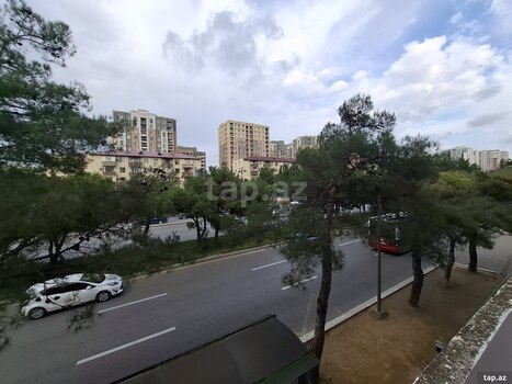 3-otaqlı mənzil, Qara Qarayev m., 80 m²