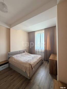 3-otaqlı yeni tikili, Memar Əcəmi m., 130 m²